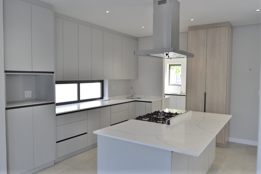 To Let 4 Bedroom Property for Rent in Croydon Gardens Estate Western Cape